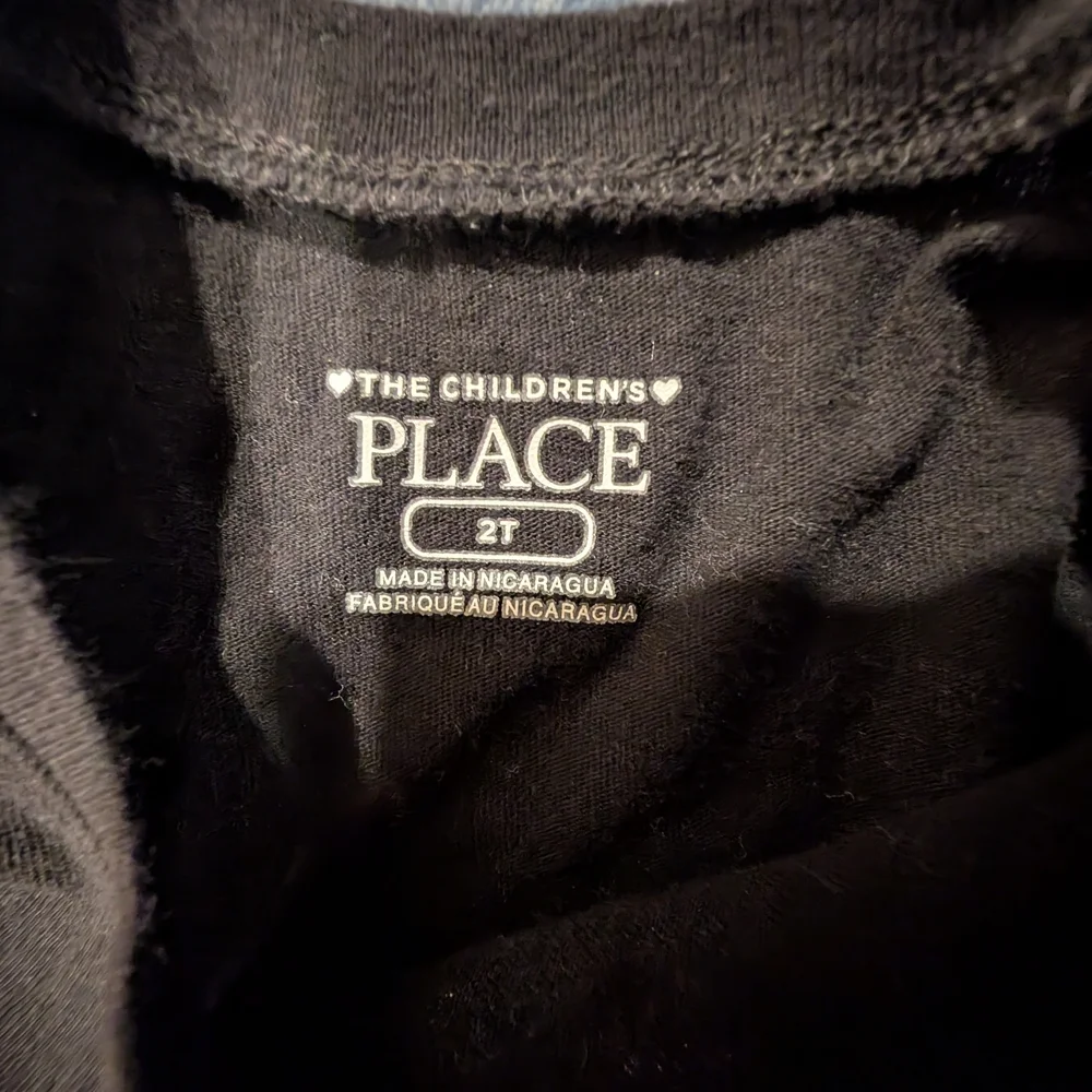 The Children's Place 2T Black T-Shirt And Old Navy Shorts